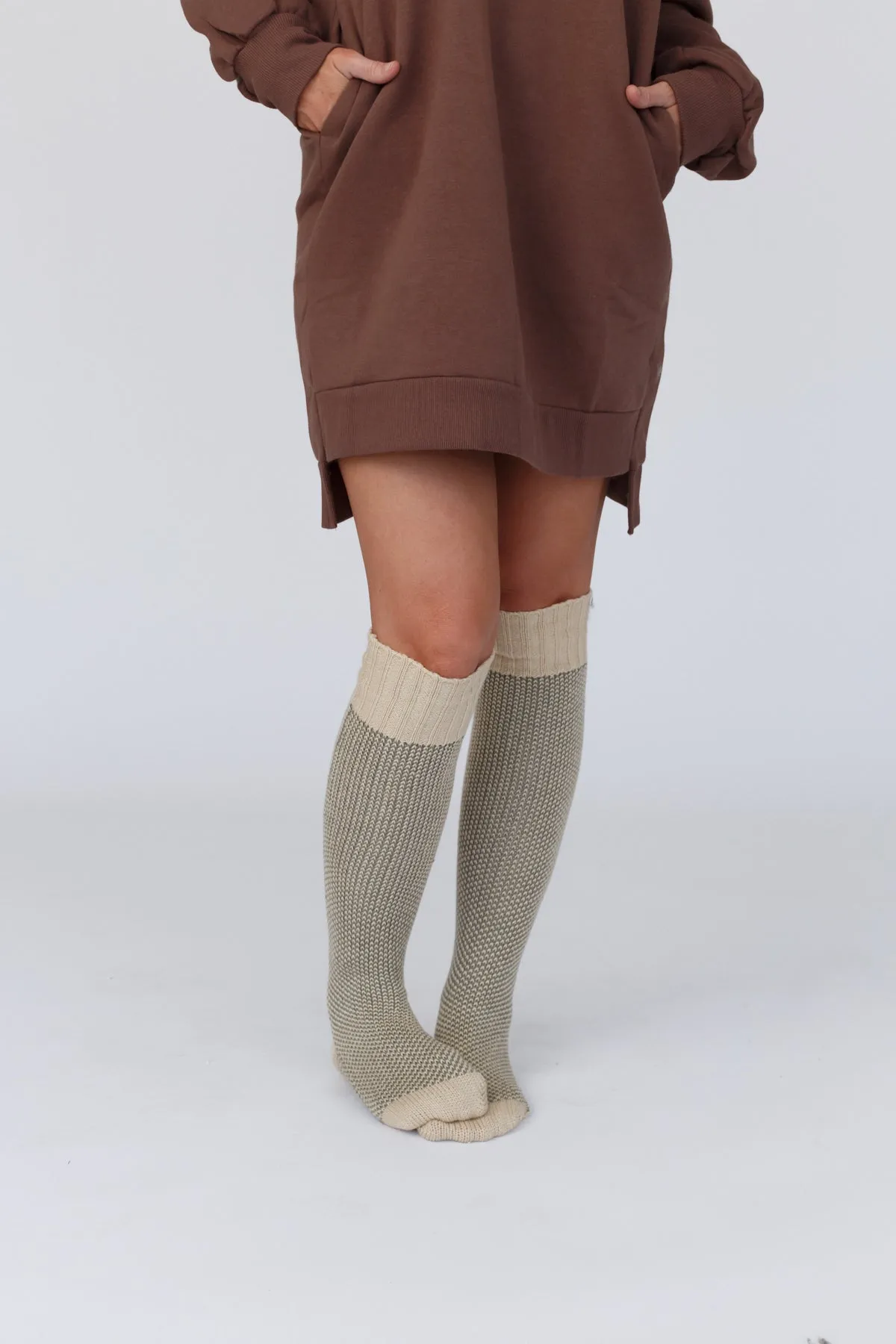 Cozy Cabin Lounge Socks - Oatmeal