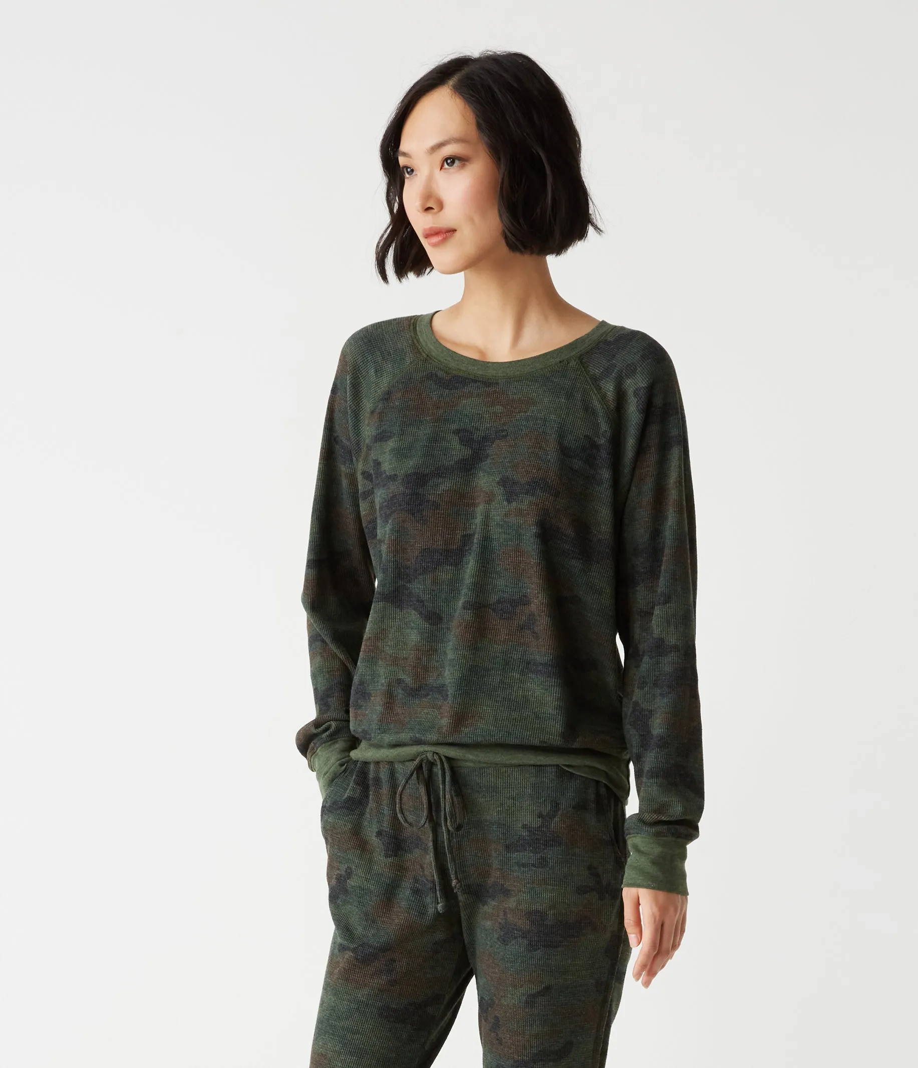 Mira Camo Pullover