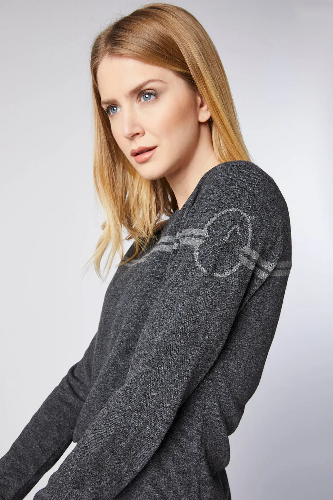 Prantach Women's Crewneck Sweater