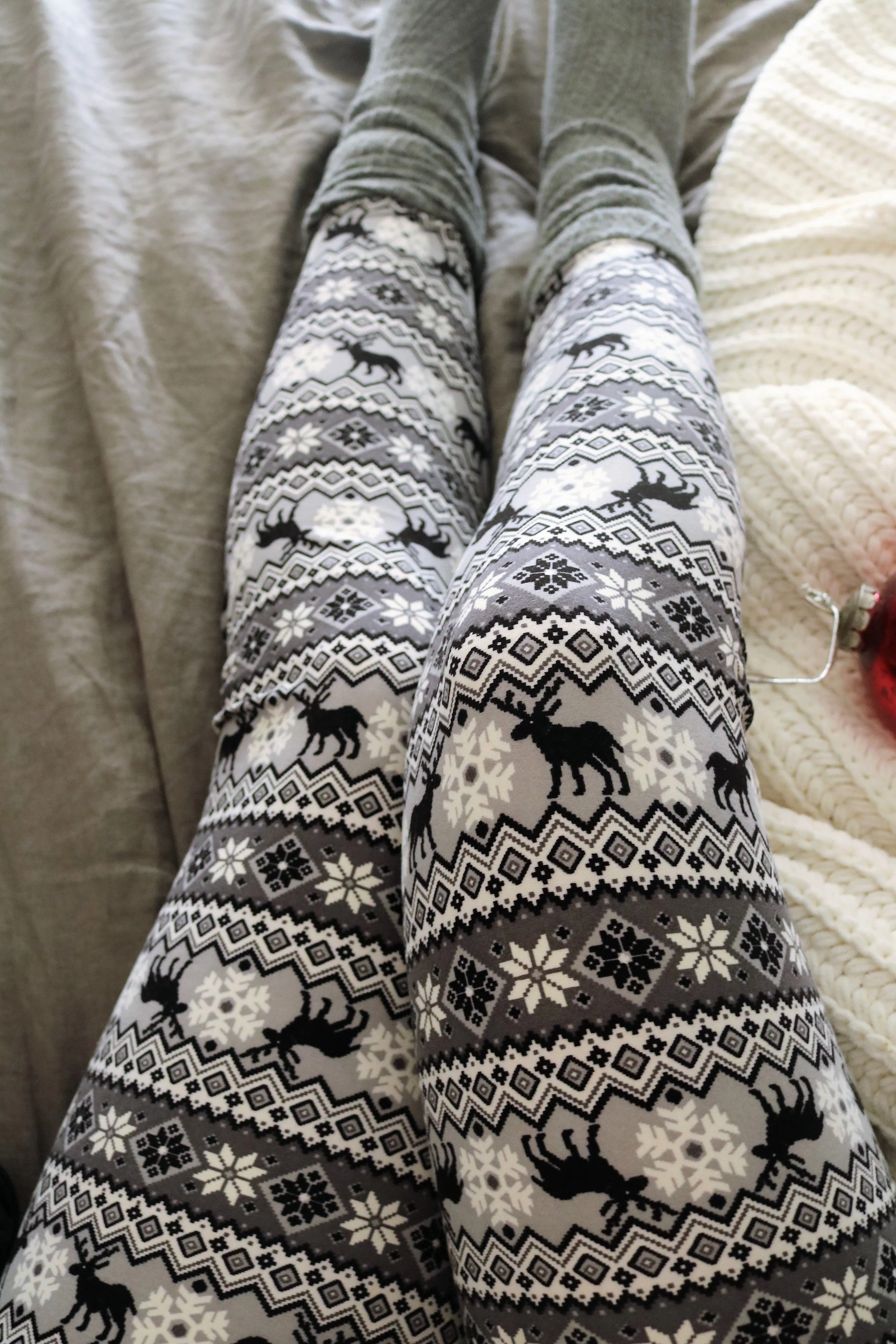 Yoga Waist 5" Gray Reindeer Christmas Print Leggings